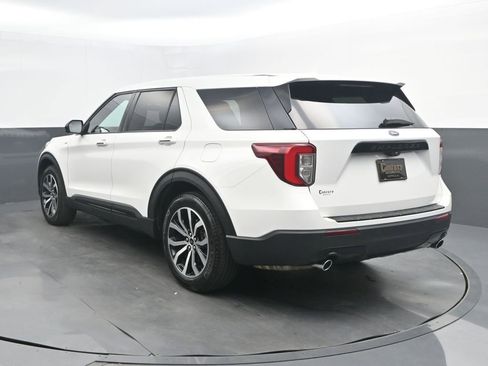 Used 2022 Ford Explorer ST-Line RWD image 3