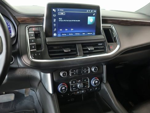 Used 2023 Chevrolet Suburban Z71 w/ Luxury Package image 5