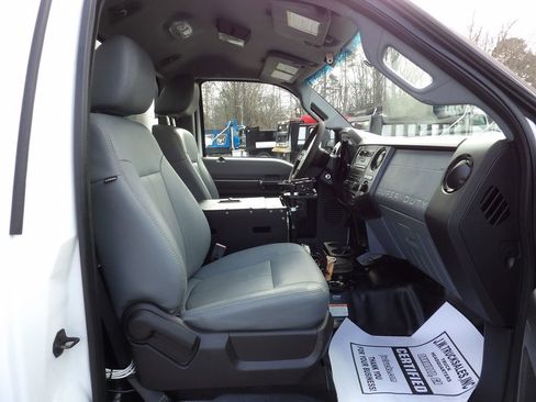 Used 2012 Ford F550 2WD Regular Cab Super Duty w/ Payload Upgrade Pkg image 29