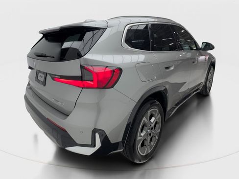 Used 2025 BMW X1 xDrive28i AWD/4WD image 7