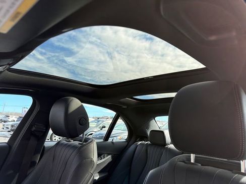 Used 2018 Mercedes-Benz E 400 4MATIC Sedan image 28