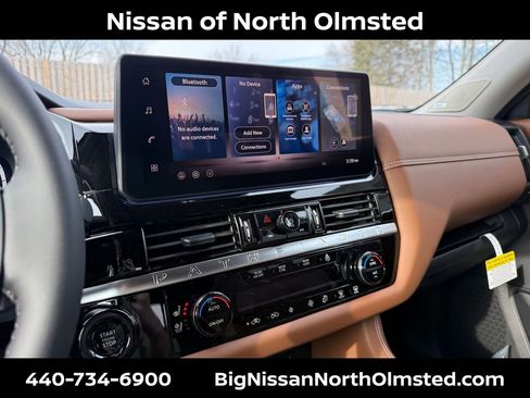 New 2026 Nissan Pathfinder Platinum image 16