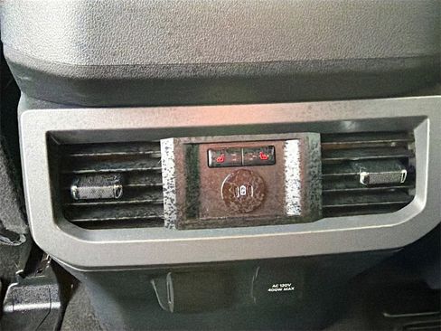 Used 2024 Ford F250 Lariat w/ Lariat Ultimate Package image 28