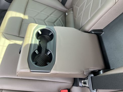 Certified 2024 BMW 530i RWD image 43