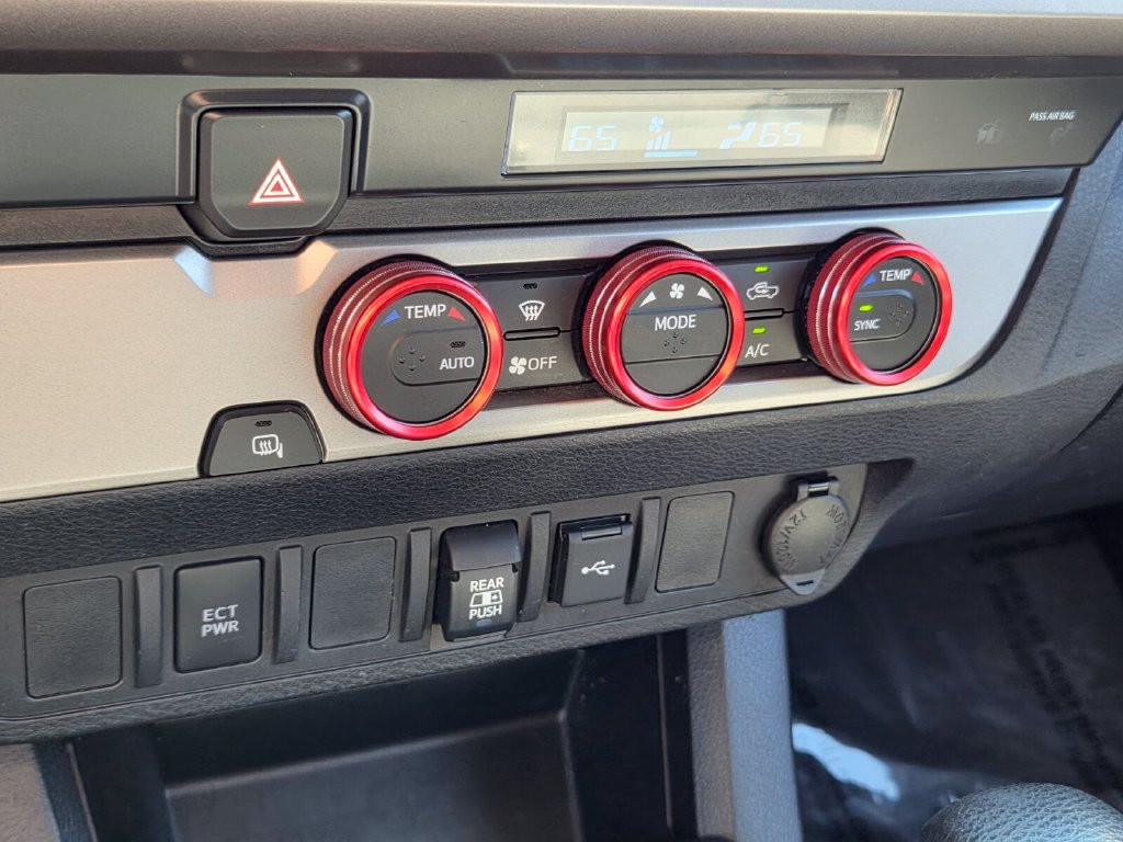 Used 2021 Toyota Tacoma SR5 RWD image 20