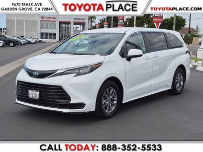 Used 2024 Toyota Sienna LE