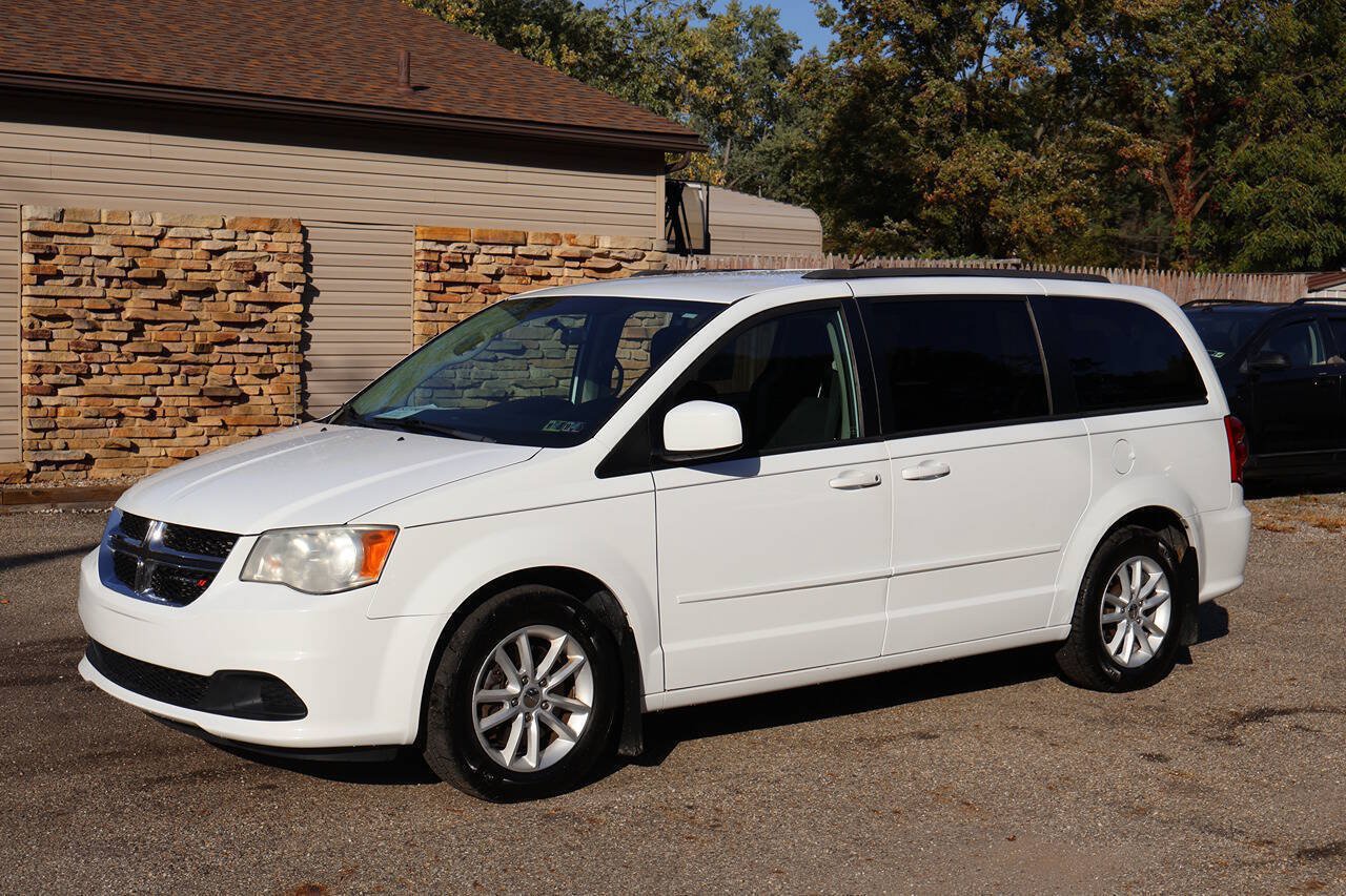Used 2014 Dodge Grand Caravan SXT FWD image 4