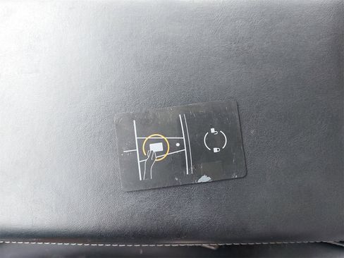 Used 2020 Tesla Model 3 Standard Range Plus image 10