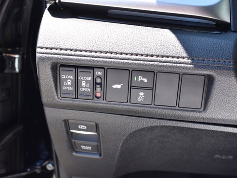 New 2026 Honda Odyssey Touring image 15