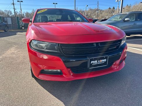 Used 2022 Dodge Charger SXT image 17