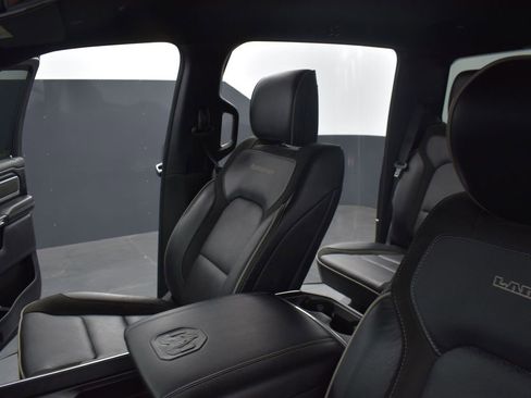 Used 2024 RAM 1500 Laramie image 27