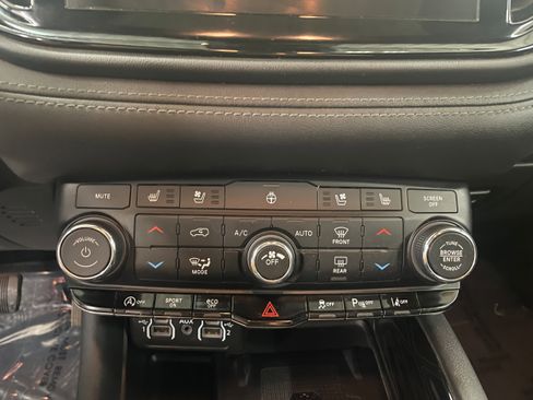 Used 2021 Dodge Durango Citadel AWD/4WD image 17