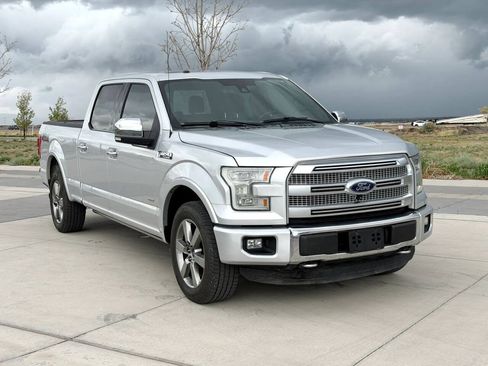 Used 2015 Ford F150 Platinum w/ Equipment Group 701A Luxury AWD/4WD image 3