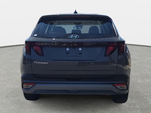 New 2026 Hyundai Tucson SE image 6