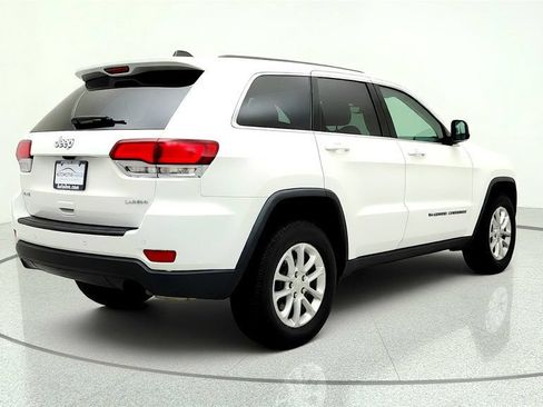 Used 2022 Jeep Grand Cherokee Laredo E AWD/4WD image 5