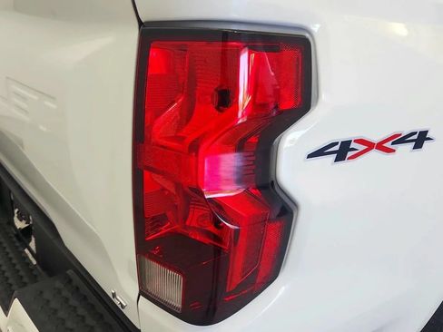 Used 2023 Chevrolet Colorado LT w/ LT Convenience Package AWD/4WD image 59