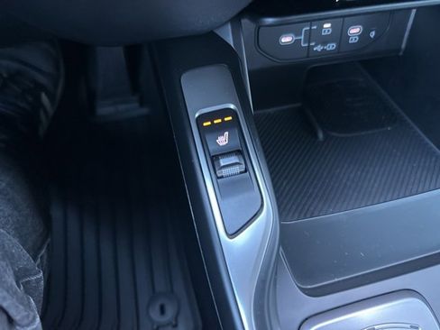 Used 2025 Kia Sorento EX w/ EX Panoramic Sunroof Package image 13