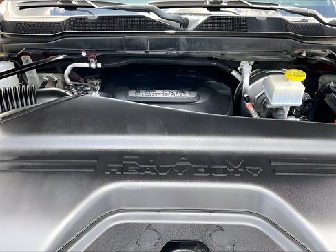 Used 2022 RAM 2500 Laramie w/ Protection Group AWD/4WD image 28