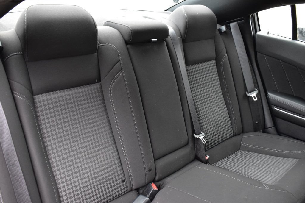 Used 2023 Dodge Charger SXT RWD image 25
