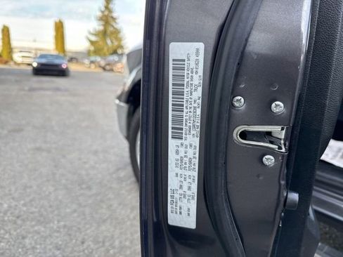 Used 2016 RAM 1500 Laramie w/ Convenience Group image 27