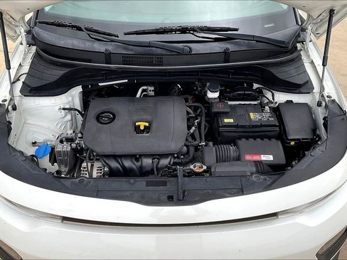 Used 2022 Kia Soul LX w/ Technology Package FWD image 9