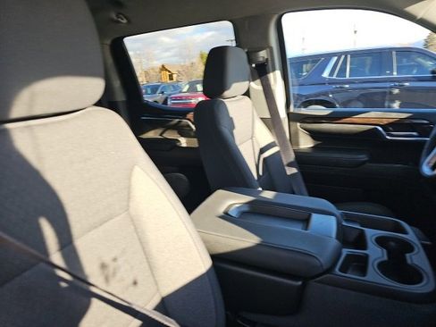 Used 2024 GMC Sierra 1500 SLE image 20