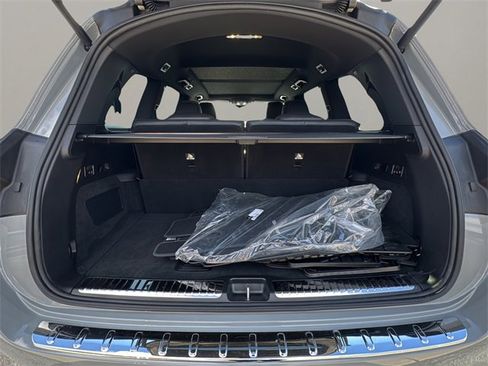 Certified 2025 Mercedes-Benz GLS 450 4MATIC image 25