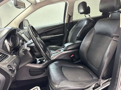 Used 2015 Dodge Journey Crossroad w/ Flexible Seating Group FWD image 17