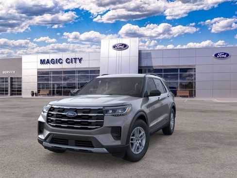 New 2026 Ford Explorer Active AWD/4WD image 2