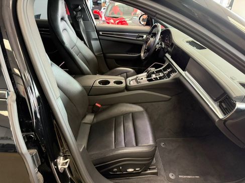 Used 2023 Porsche Panamera Platinum Edition RWD image 42