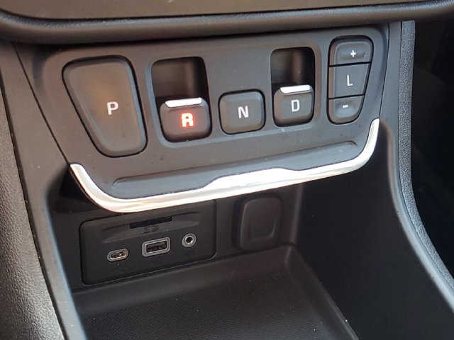 Certified 2021 GMC Terrain SLT AWD/4WD image 30