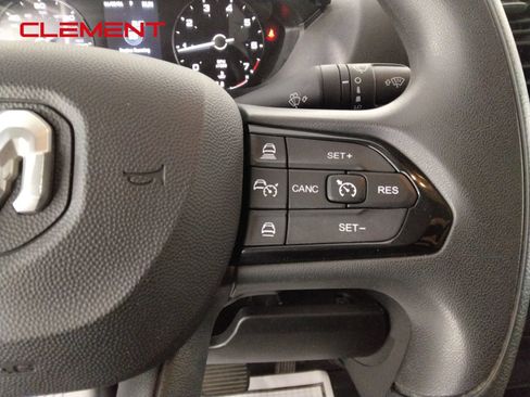 Used 2026 RAM ProMaster 2500 w/ Convenience Group FWD image 14