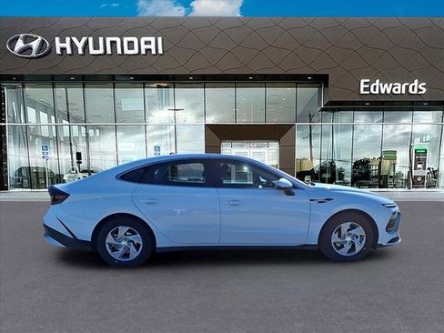 New 2026 Hyundai Sonata SE image 8