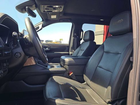 Used 2023 Chevrolet Suburban High Country w/ Max Trailering Package RWD image 23