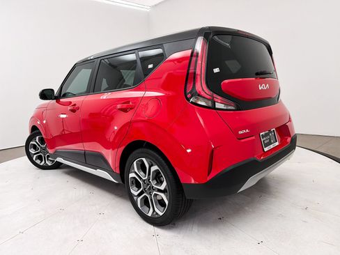 Certified 2025 Kia Soul EX FWD image 9