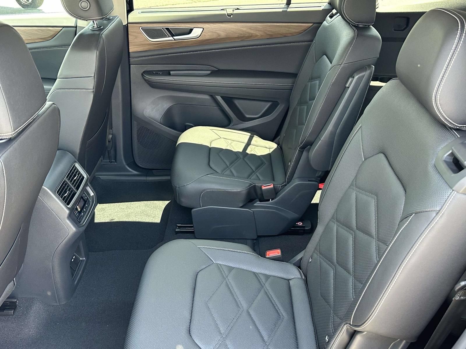 New 2026 Volkswagen Atlas SE AWD/4WD image 13