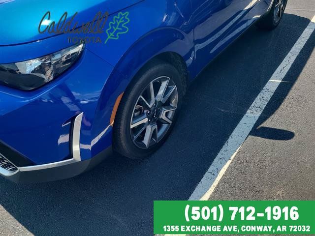 Used 2024 Kia Soul EX w/ Option Group 015 FWD image 4