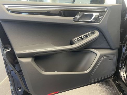 New 2026 Porsche Macan S image 9