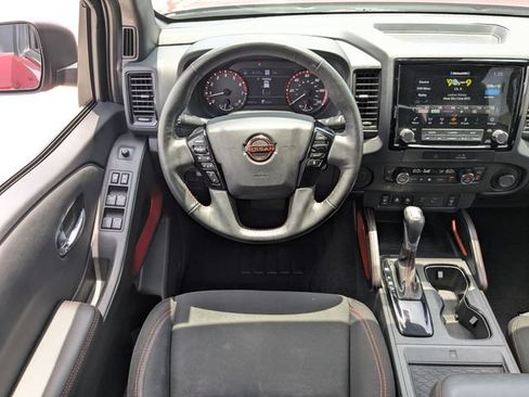 Used 2022 Nissan Frontier Pro-X RWD image 12