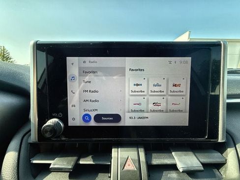 Used 2024 Toyota RAV4 XLE AWD/4WD image 16