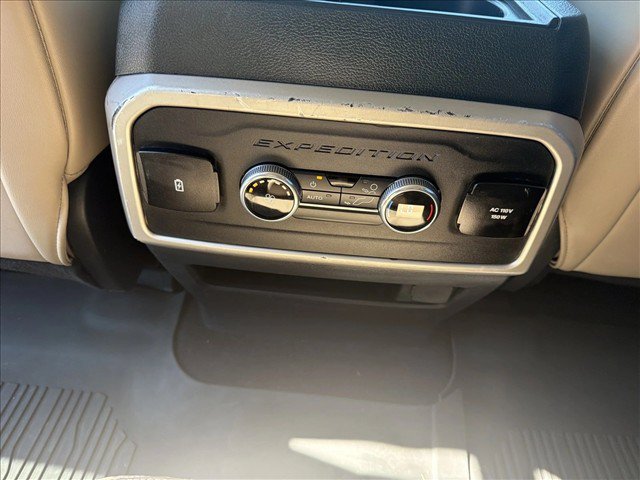 Used 2022 Ford Expedition Max XLT AWD/4WD image 19