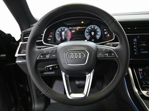 Used 2026 Audi Q8 Premium Plus AWD/4WD image 3