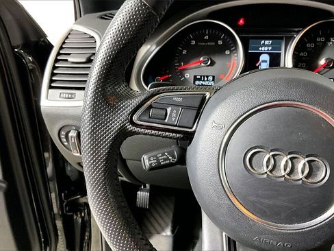 Used 2014 Audi Q7 3.0T S line Prestige w/ S Line Package image 14