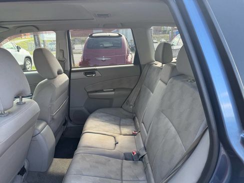 Used 2010 Subaru Forester 2.5X Premium w/ Popular Equipment Group 1A AWD/4WD image 18