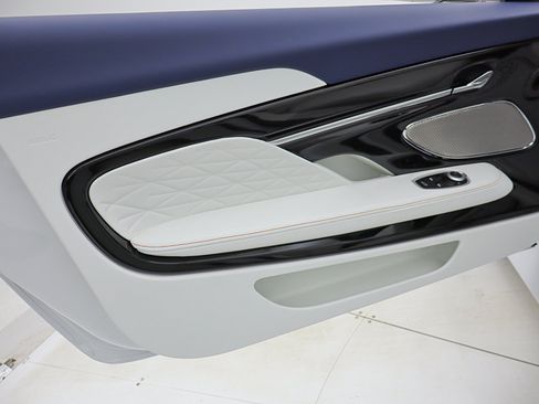 Used 2026 Aston Martin DB12 Convertible RWD image 56