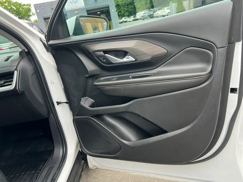 Used 2020 GMC Terrain SLT FWD image 29