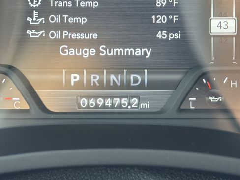 Used 2023 RAM 3500 Laramie image 9