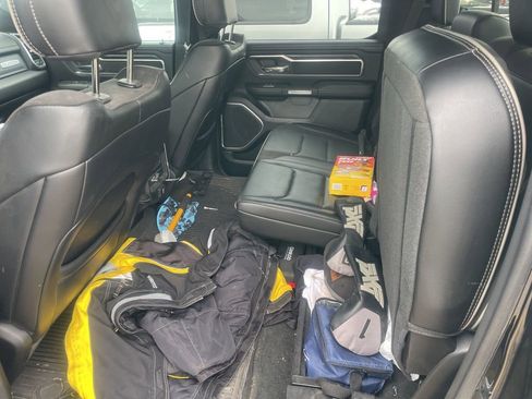 Used 2023 RAM 1500 Laramie image 10