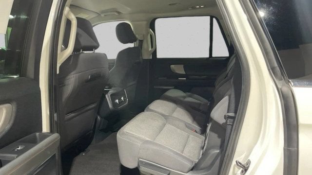 Used 2025 Ford Expedition Max Active RWD image 16