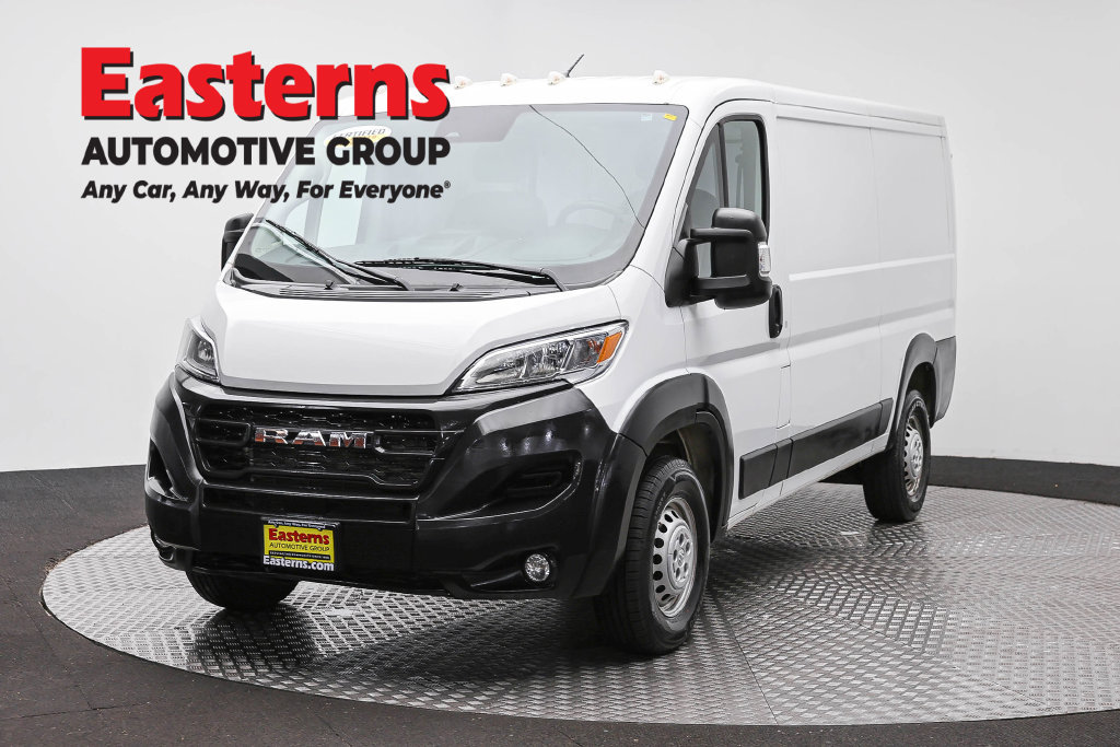 Used 2025 RAM ProMaster 2500 w/ Convenience Group FWD image 1